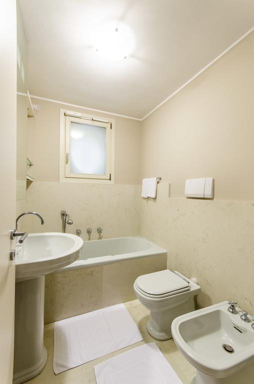 Duomo Guesthouse Piacenza Room photo